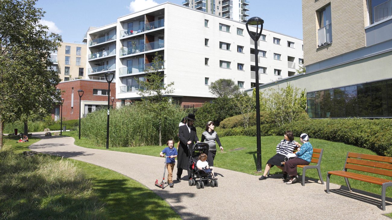Woodberry Down Estate in Summer